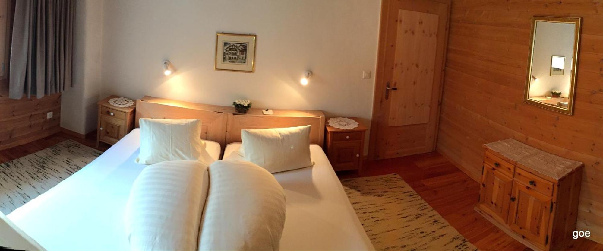 Hotel Chasa Sofia Скуоль Номер фото